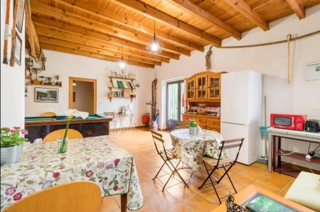 Casa La Garita Farm stay Santillana del Mar